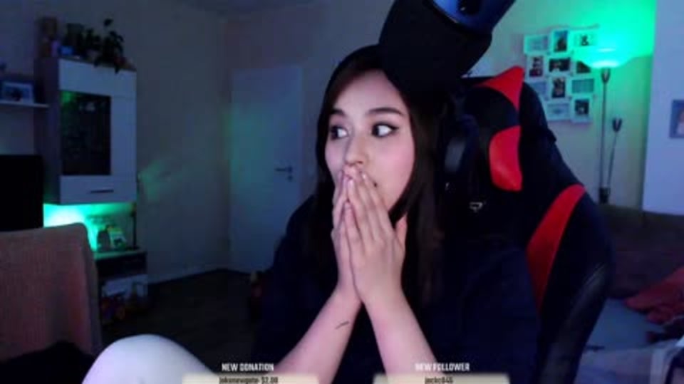JadeyAnh